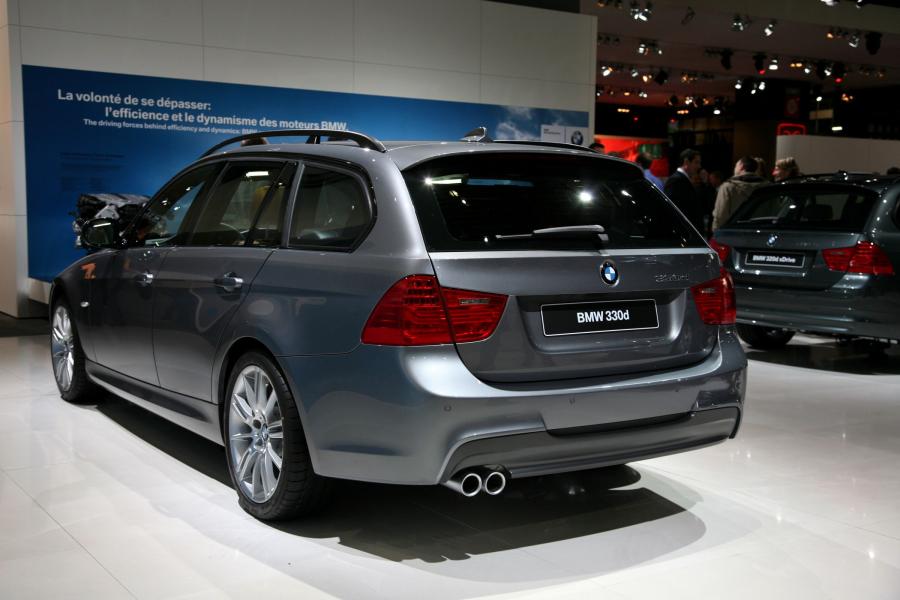  BMW 3-Series Touring 2009 года  (фото 14 из 17)